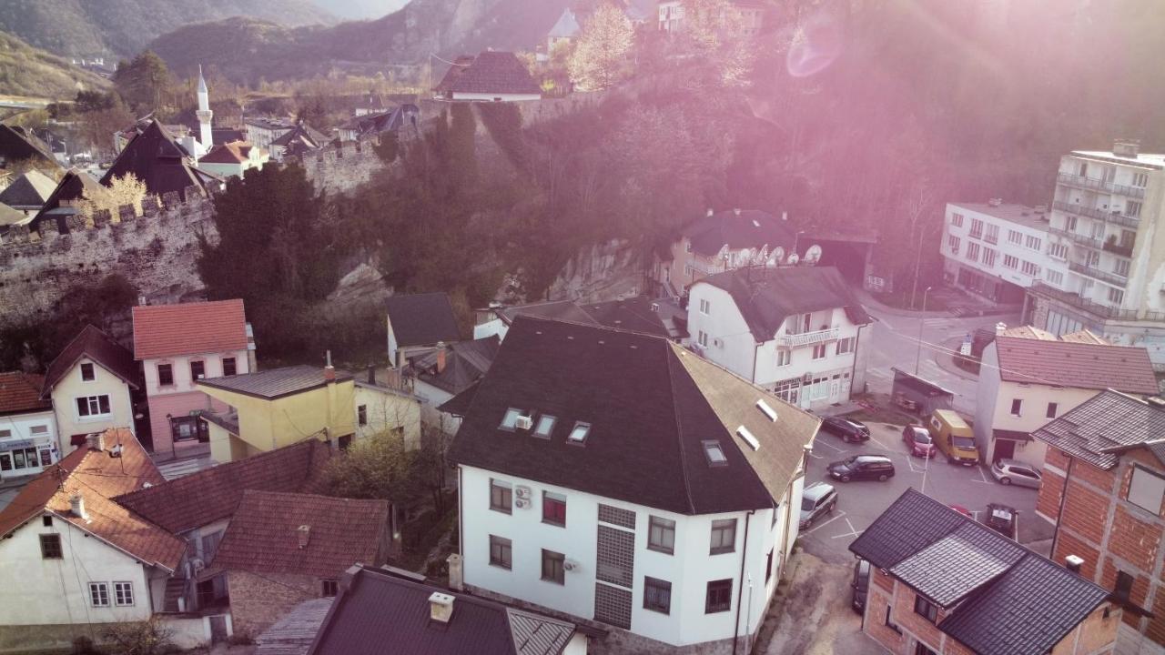 Royal City Apartments ヤイツェ エクステリア 写真