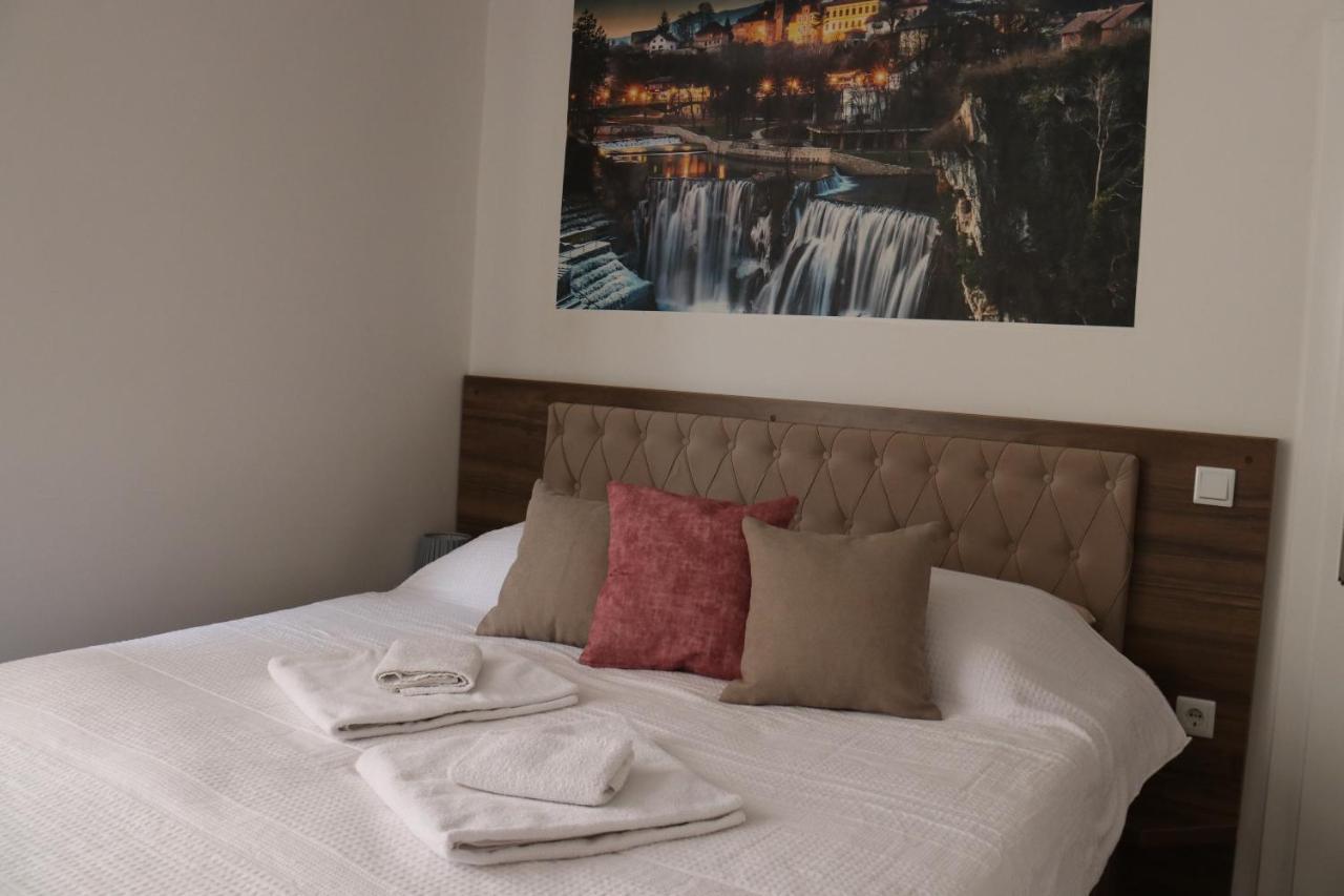Royal City Apartments ヤイツェ エクステリア 写真