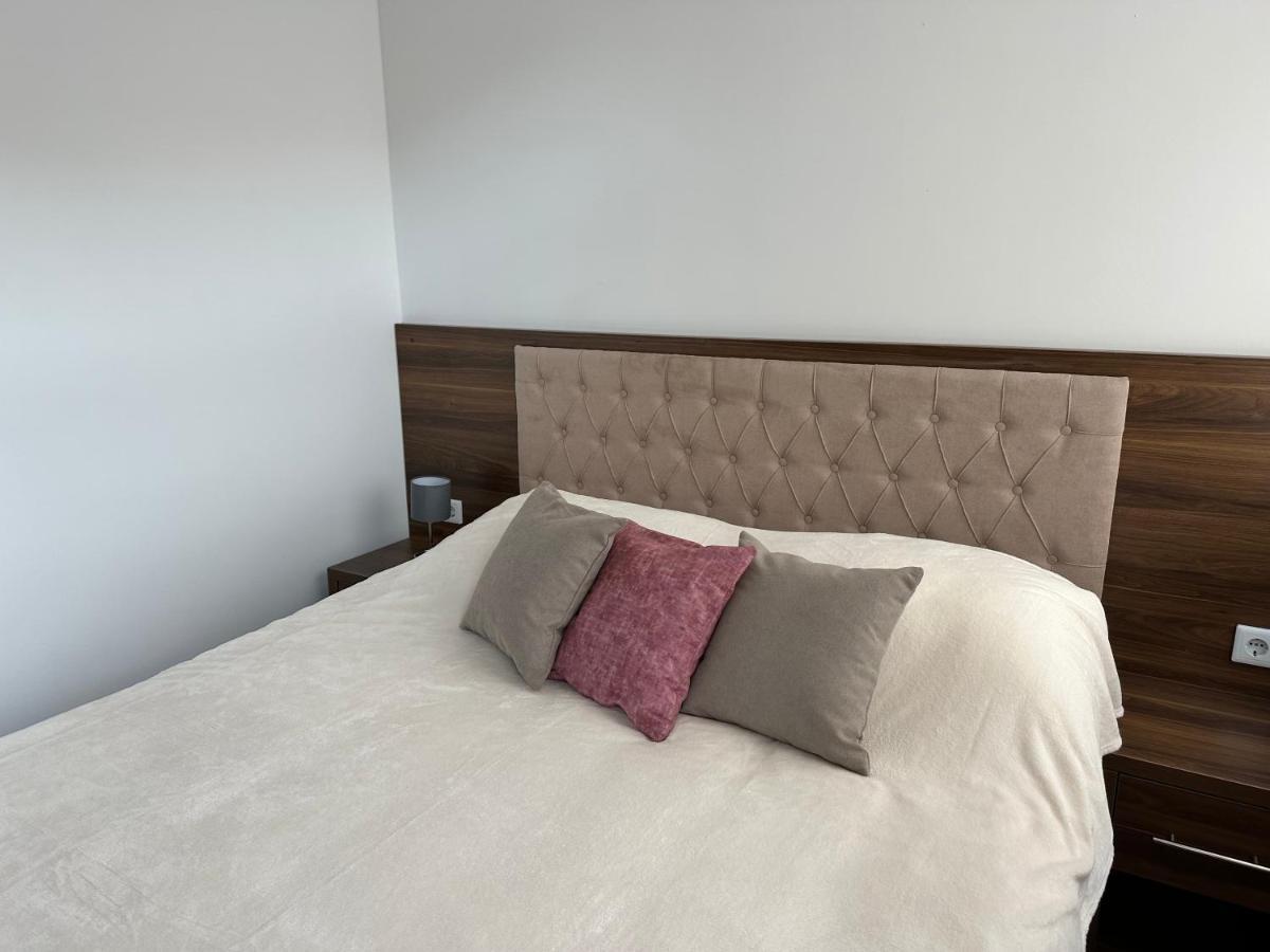 Royal City Apartments ヤイツェ エクステリア 写真